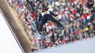 Philipp Raimund kam beim Skifliegen in &Ouml;sterreich nur auf Platz 16.