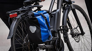 Mit seinem E-Bike war der 25-jährige Student in eine Verkehrskontrolle geraten. Vom Richter erhielt er nun die mildeste Strafe, die ein Gericht verhängen kann. (Symbolbild) Mit seinem E-Bike war der 25-jährige Student in eine Verkehrskontrolle geraten. Vom Richter erhielt er nun die mildeste Strafe, die ein Gericht verhängen kann. (Symbolbild)