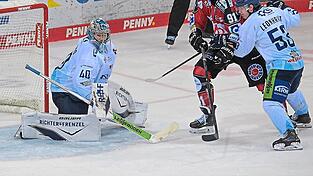 Tigers auf Playoff-Kurs: Straubing geht mit sieben Siegen in Serie und Platz zwei im R&uuml;cken ins Wochenende gegen Schwenningen und Dresden.