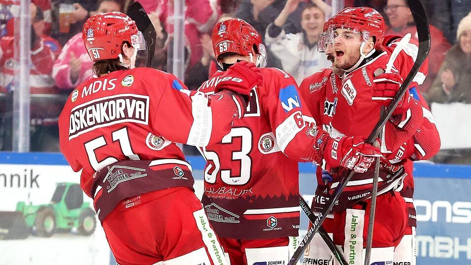 So sch&ouml;n kann&rsquo;s sein: Dass der EVL die Rheinl&auml;nder so abkocht, haben wohl die wenigsten erwartet. Umso gr&ouml;&szlig;er war die Freude auch bei Jesse Koskenkorva, David Rundqvist, Finn Serikow (v.l.) und Co.