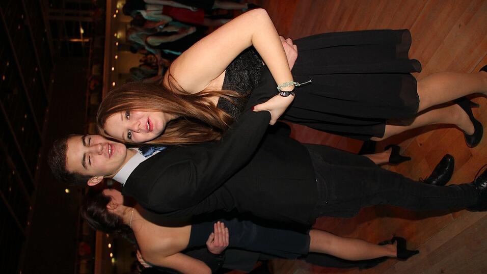 Die Bilder vom Abschlussball der Tanzschule Seidel in der Fraunhofer-Halle am 28. November. Die Bilder vom Abschlussball der Tanzschule Seidel in der Fraunhofer-Halle am 28. November.