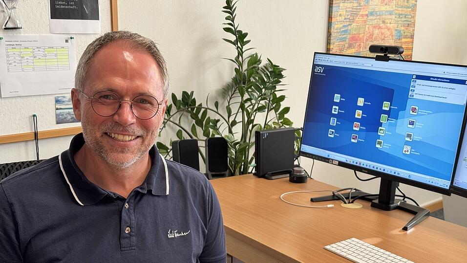 Markus Lemberger, der neue Rektor der Mittelschule, freut sich auf das kommende Schuljahr. Markus Lemberger, der neue Rektor der Mittelschule, freut sich auf das kommende Schuljahr.