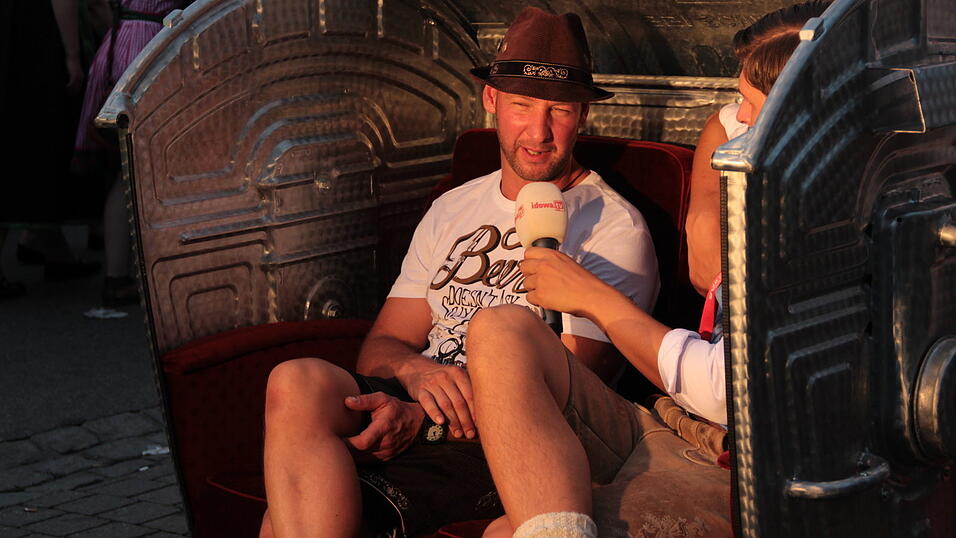Schnappsch&uuml;sse von der Single-Couch aufgenommen am Samstag, 15. August (Foto: Paul Przybilla)