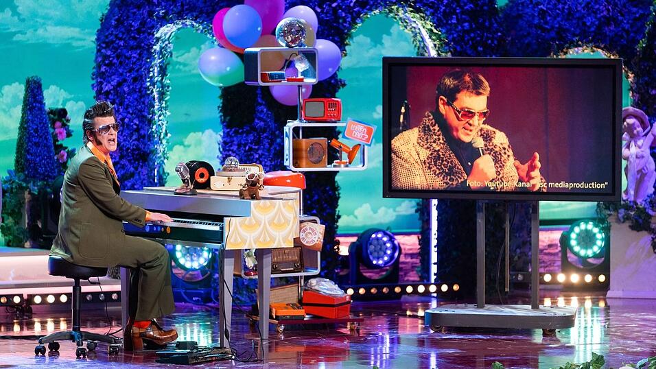 Comedian Matthias Walz tritt bei der Aufzeichnung der Sendung 'Fastnacht in Franken 2022' auf. Comedian Matthias Walz tritt bei der Aufzeichnung der Sendung 'Fastnacht in Franken 2022' auf.