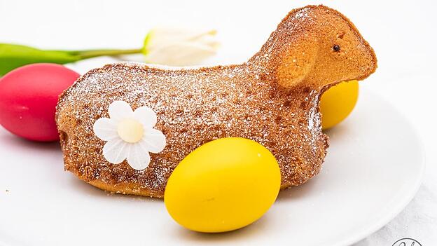 Durch den Eierlik&ouml;r bekommt das Osterlamm ein tolles Aroma.