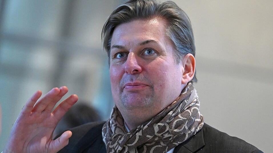 Die Pr&auml;sentation von Krahs Roman &laquo;Die Reise nach Europa&raquo; war urspr&uuml;nglich am 21. M&auml;rz 2026 als Programmpunkt vorgesehen.