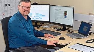 B&uuml;rgermeister Gerhard Hofmann an seinem neuen Arbeitsplatz