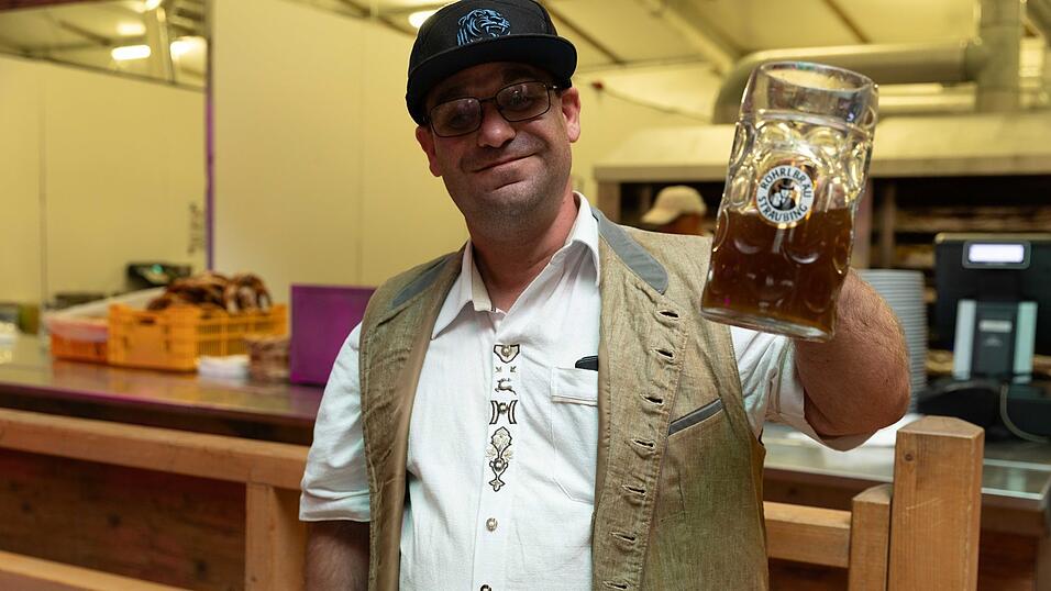 Die Partybilder vom Samstag, 8. August, aus dem Festzelt Weckmann. Die Partybilder vom Samstag, 8. August, aus dem Festzelt Weckmann.