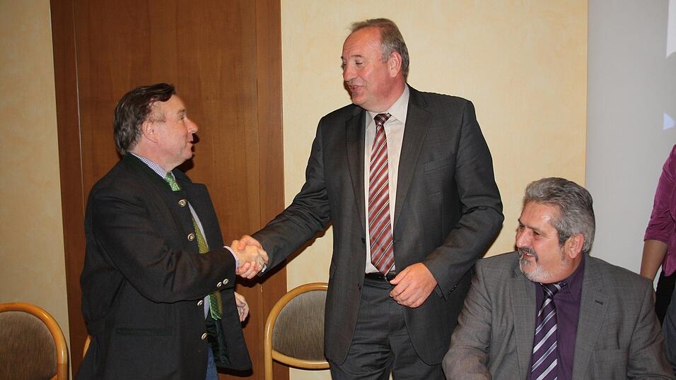 Markus Sackmann will es nochmal wissen. Er tritt heute Abend bei den Neuwahlen wieder als Kreisvorsitzender an. Markus Sackmann will es nochmal wissen. Er tritt heute Abend bei den Neuwahlen wieder als Kreisvorsitzender an.