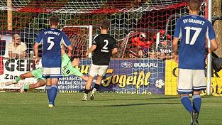 Als Niklas B&ouml;sl in der 70. Minute f&uuml;r Grainet gegen Lams Keeper Lukas Kronfeldner zum 2:3 trifft, beginnt bei den &bdquo;Ossserbuam&ldquo; das Zittern, aber die Einstellung stimmt und sichert den Heimdreier.