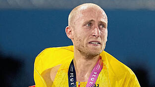 Den Tränen nah ist Florian Bremm nach Silber über 5.000 Meter bei der Leichtathletik-EM. Den Tränen nah ist Florian Bremm nach Silber über 5.000 Meter bei der Leichtathletik-EM.