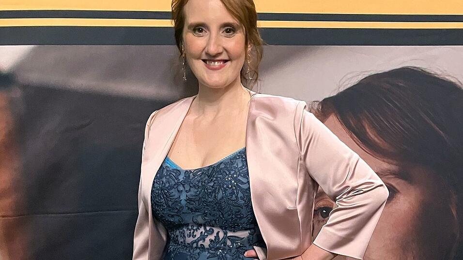 Baumer ist Regisseurin, Drehbuchautorin, Produzentin und Hauptdarstellerin.