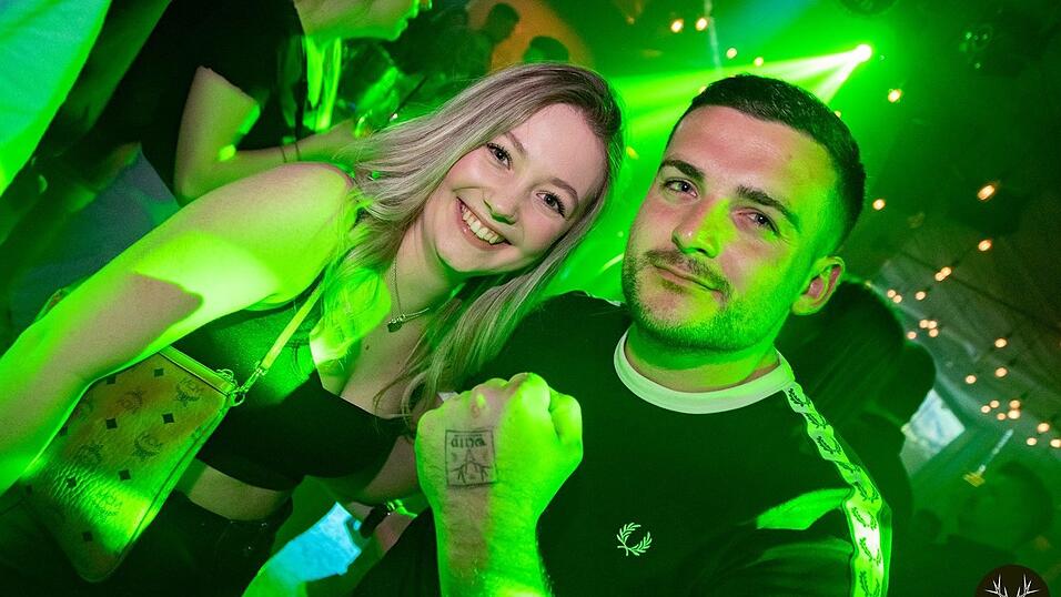 Die Stimmung bei den Partygängern am Samstagabend war prächtig. Die Stimmung bei den Partygängern am Samstagabend war prächtig.