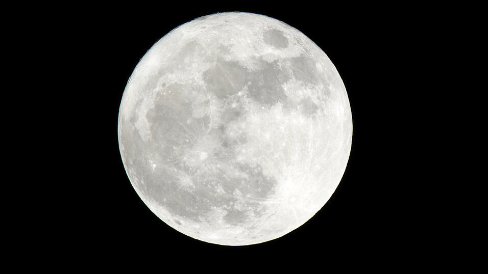 Das Ziel der Mission von Audi: der Mond.