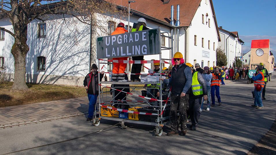 Am Samstag fand der Faschingsumzug in Otzing (Kreis Deggendorf) statt. Am Samstag fand der Faschingsumzug in Otzing (Kreis Deggendorf) statt.