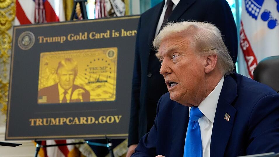 Das Konterfei des Präsidenten ist auch auf der «Trump Gold Card» zu sehen. Das Konterfei des Präsidenten ist auch auf der «Trump Gold Card» zu sehen.