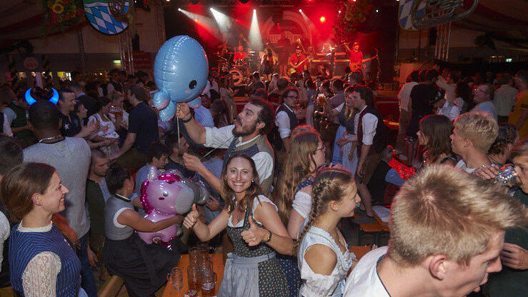 Die Partybilder vom Sonntag, 14. August 2022, aus dem Festzelt Lechner.