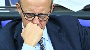 Die Rente ist durch - was kommt nun als nächstes auf den Kanzler zu? Die Rente ist durch - was kommt nun als nächstes auf den Kanzler zu?