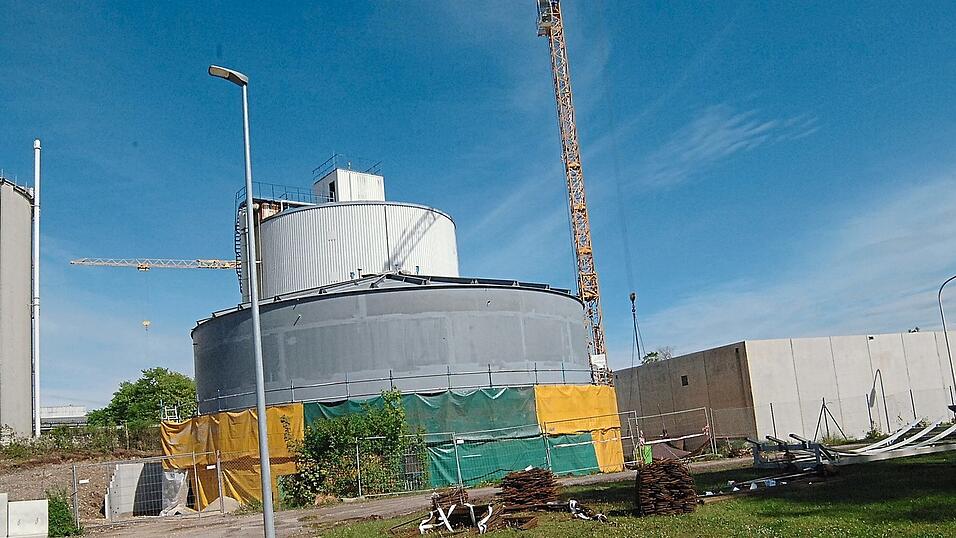 Die neue anaerobe Kläranlage auf dem Südzucker-Gelände. Die neue anaerobe Kläranlage auf dem Südzucker-Gelände.