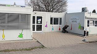 Das Interimskinderhaus „Schierlinger Ganserl“ ist 2022 errichtet worden. Bei der Prüfung der Jahresrechnung 2023 sind nun Unstimmigkeiten aufgetreten.