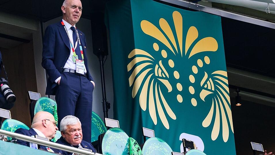 DFB-Präsident Neuendorf steht jetzt im Fokus bei der Bundestrainer-Frage. (Archivbild) DFB-Präsident Neuendorf steht jetzt im Fokus bei der Bundestrainer-Frage. (Archivbild)