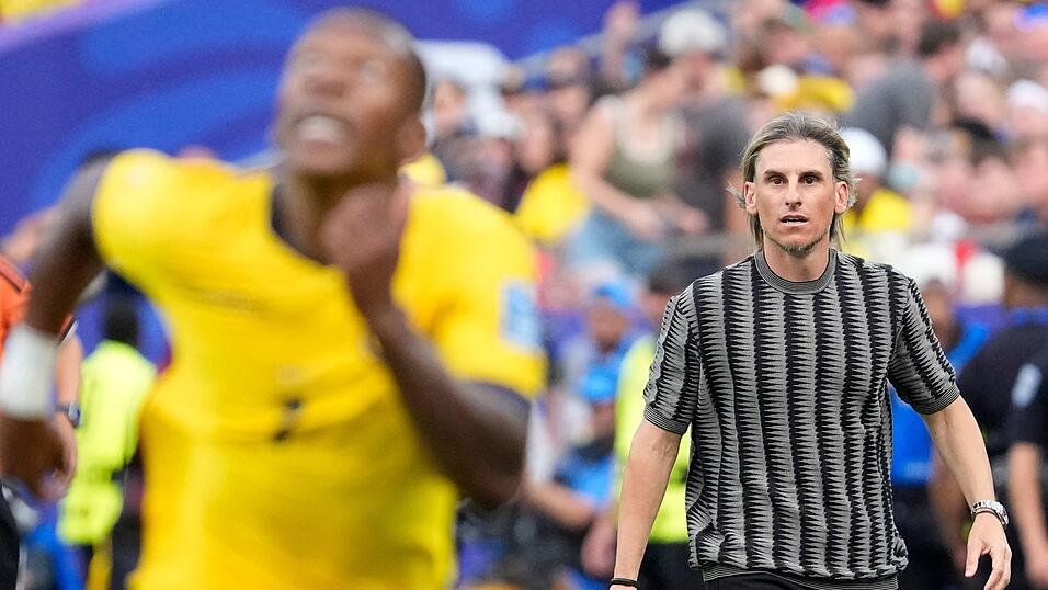 Ecuador tat sich gegen Curaçao sehr schwer. Ecuador tat sich gegen Curaçao sehr schwer.
