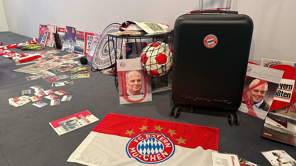 Mit einem Erinnerungskoffer will der FC Bayern Menschen mit Demenz und Alzheimer helfen.