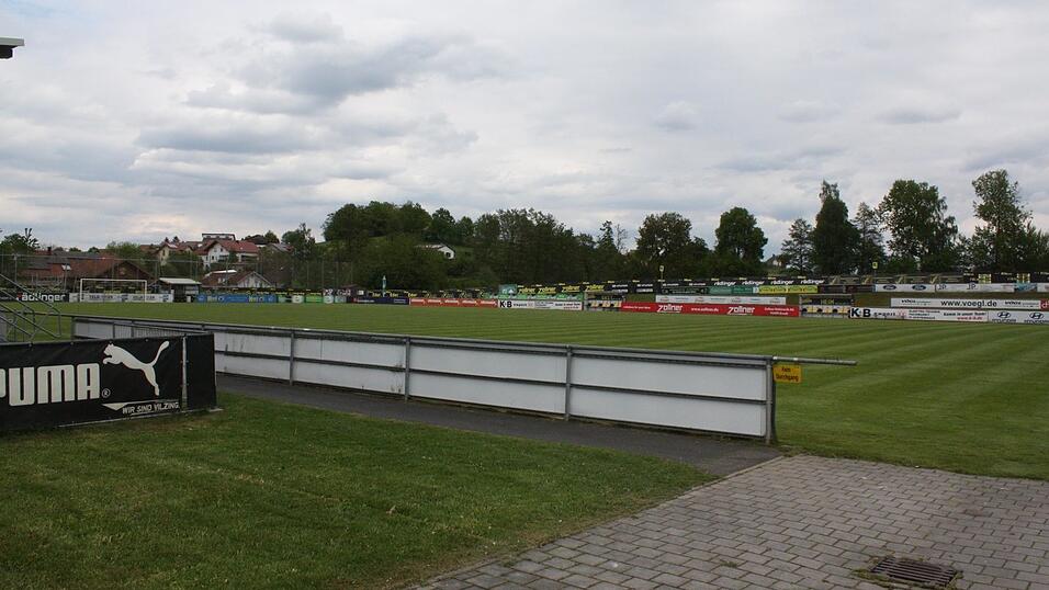 Das Manfred-Zollner-Stadion in Vilzing soll eine Flutlichtanlage bekommen.