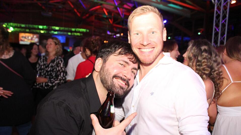 Auf der Eskara &Uuml;30-Party in Essenbach war wieder viel los.