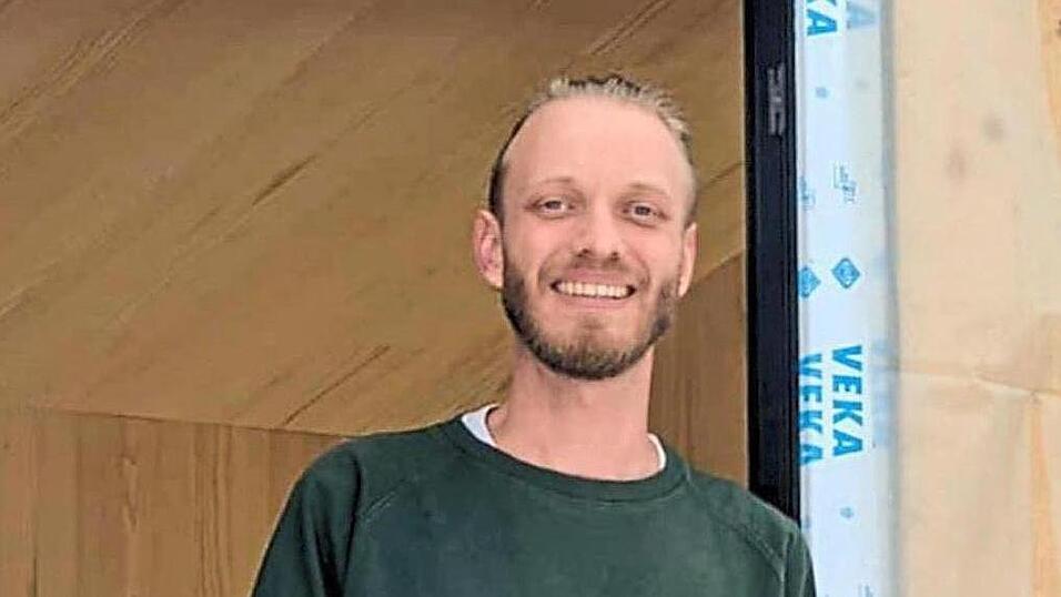 Ein Kandidat mit Weitblick: Thomas Maier arbeitet an nachhaltigem Wohnraum f&uuml;r seine Freundin und sich und mit den Gr&uuml;nen an einer lebenswerten Heimat f&uuml;r die n&auml;chsten Generationen - ab 8. M&auml;rz gern auch als Landrat von Dingolfing-Landau.