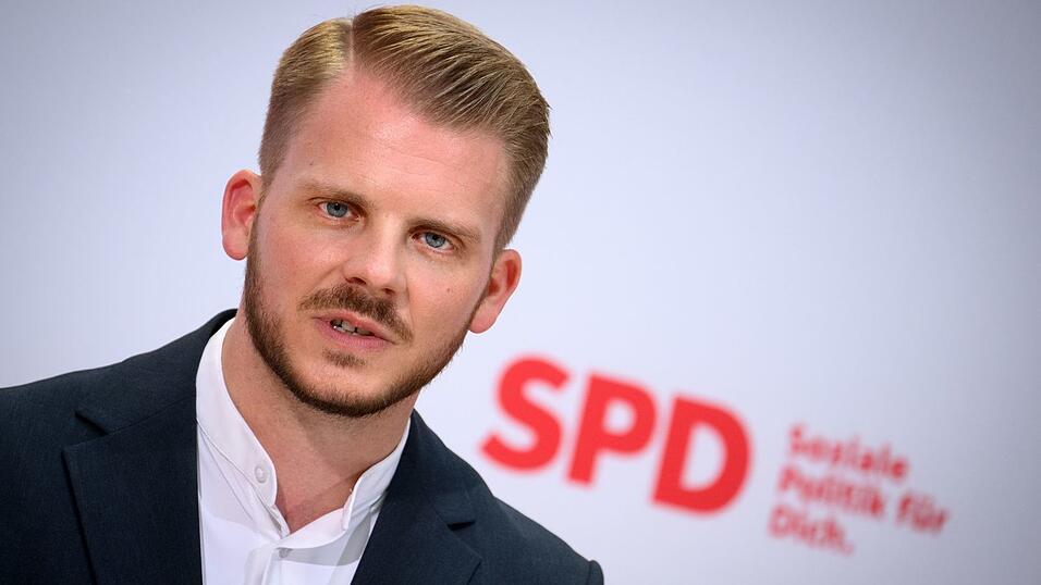 SPD-Generalsekretär Klüssendorf kritisiert Kanzler Merz für seine «Stadtbild»-Äußerung. (Archivfoto). SPD-Generalsekretär Klüssendorf kritisiert Kanzler Merz für seine «Stadtbild»-Äußerung. (Archivfoto).
