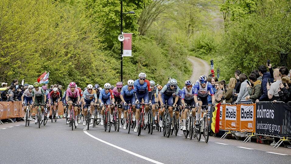 Der Rad-Klassiker in den Niederlanden f&uuml;hrt &uuml;ber viele kleine Anstiege.