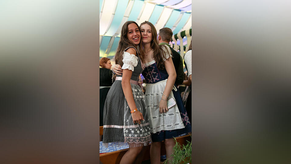 Die Partybilder vom Mittwoch, 13. August, aus dem Festzelt Wenisch. Die Partybilder vom Mittwoch, 13. August, aus dem Festzelt Wenisch.