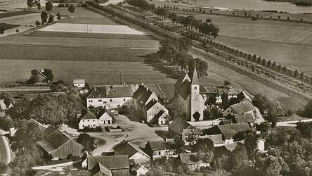 Sossau, Postkarte gelaufen 1961. Und Alburg, 1960er Jahre, Postkarte.