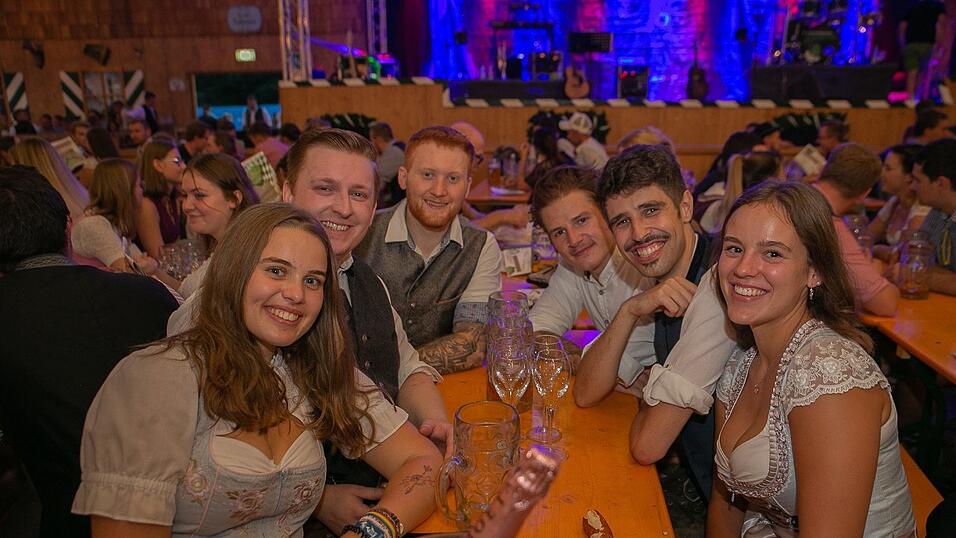 Die Partybilder von Donnerstag, 18. August 2022, aus dem Festzelt Weckmann.