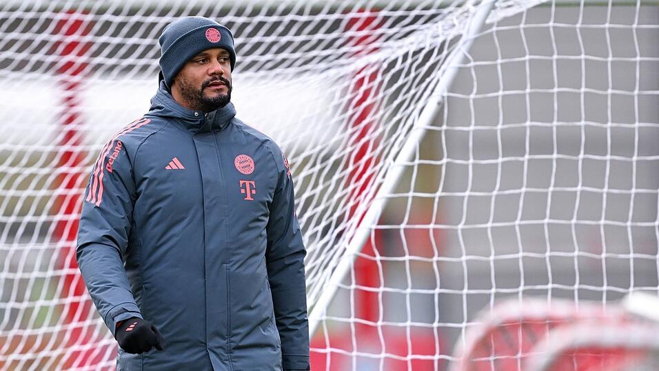 Bayern-Trainer Vincent Kompany hofft auf einen Sieg. Bayern-Trainer Vincent Kompany hofft auf einen Sieg.