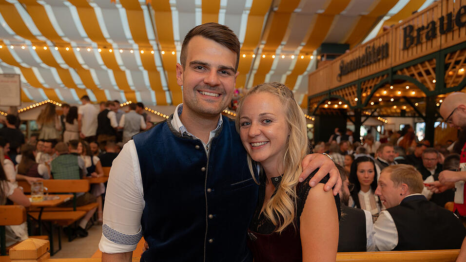 Die Partybilder vom Freitag, 11. August 2023, aus dem Festzelt Nothaft. Die Partybilder vom Freitag, 11. August 2023, aus dem Festzelt Nothaft.