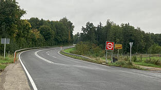 Die Sanierung der B 15 zwischen Kumhausen und Hachelstuhl ist beendet.