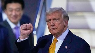 Trump und Kim Jong Un hatten sich während der ersten Amtszeit des Republikaners mehrfach zu Gesprächen getroffen. Trump und Kim Jong Un hatten sich während der ersten Amtszeit des Republikaners mehrfach zu Gesprächen getroffen.