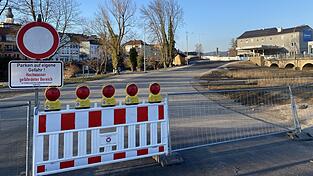 Jetzt gilt&rsquo;s: N&auml;chste Woche l&auml;uft die Umfahrung der Flutbr&uuml;cke an. &Uuml;ber den Sommer wird die Br&uuml;cke neugebaut.