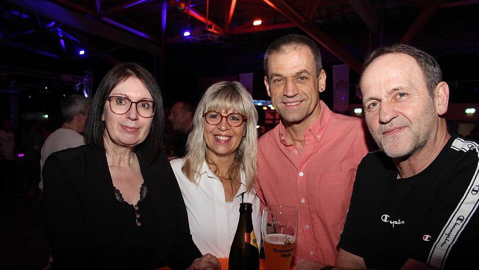 So schön war die Ü30-Party in Essenbach. So schön war die Ü30-Party in Essenbach.