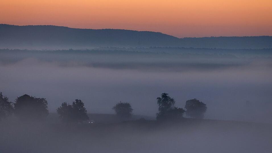 Nachts kann sich Nebel bilden. (Archivbild)