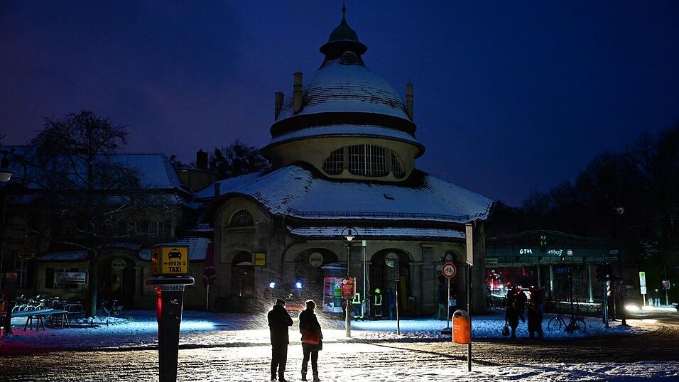 Viele mussten erst kilometerweit mit dem Auto fahren, um zu erfahren, was eigentlich passiert war.