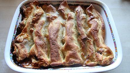 Maultaschen aus Kartoffelteig: Goldbraun gebacken und mit zerlassener Butter verfeinert. Damit sind sie ein Stück kulinarische Tradition aus der Familienküche.