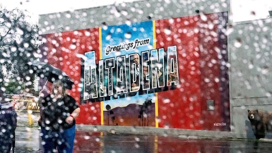 Am Samstag erreichte der Regen in Südkalifornien seinen Höhepunkt. Am Samstag erreichte der Regen in Südkalifornien seinen Höhepunkt.