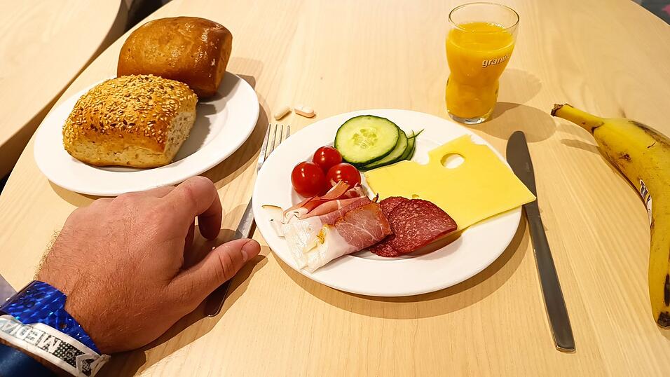 Früher hätts sowas nicht gegeben: Festivalfrühstück vom Hotelbuffet.