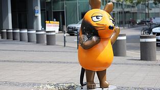 So sah die Maus am Morgen nach dem Brandanschlag aus. Sie wurde später repariert. (Archivbild) So sah die Maus am Morgen nach dem Brandanschlag aus. Sie wurde später repariert. (Archivbild)