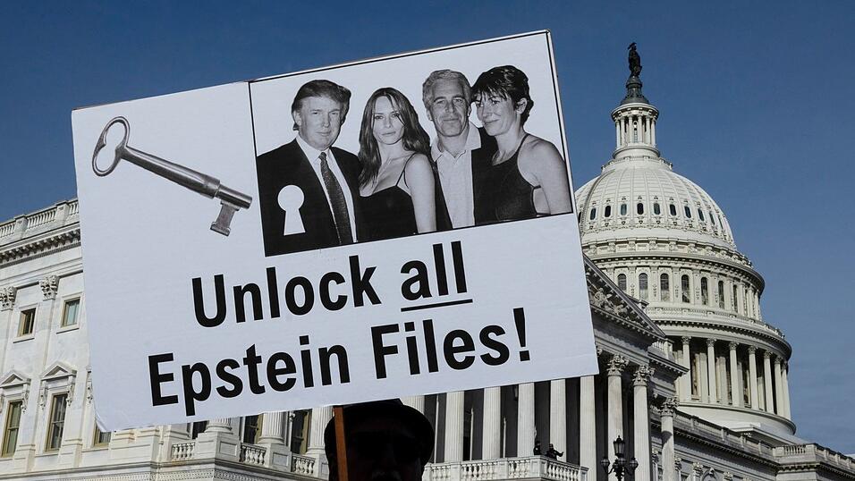 Die Ver&ouml;ffentlichung der Epstein-Akten wird seit langem gefordert - und hat auch Trump unter Druck gesetzt. (Archivbild)