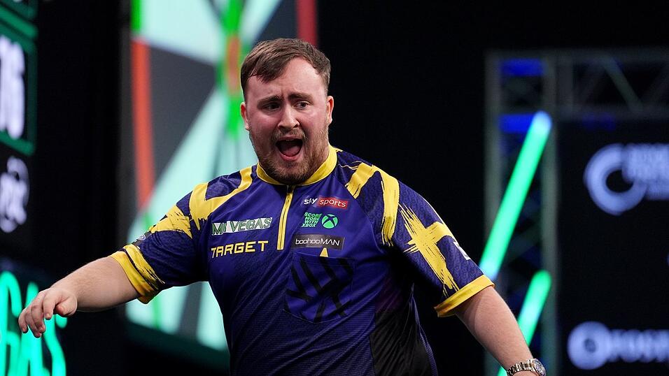 Führt die Darts-Weltrangliste erstmals an: Luke Littler. Führt die Darts-Weltrangliste erstmals an: Luke Littler.
