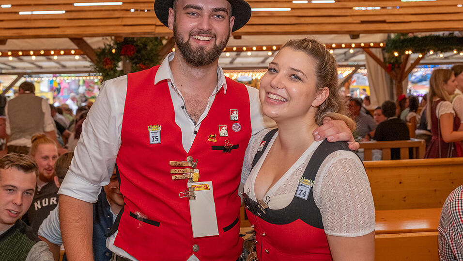 Die Partybilder vom Sonntag, 13. August 2023, aus dem Festzelt Nothaft. Die Partybilder vom Sonntag, 13. August 2023, aus dem Festzelt Nothaft.